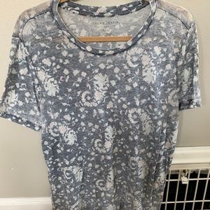 Lucky Brand T-shirt